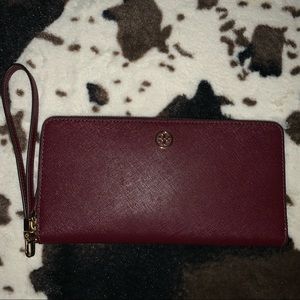 Tory Burch, ROBINSON PASSPORT CONTINENTAL WALLET